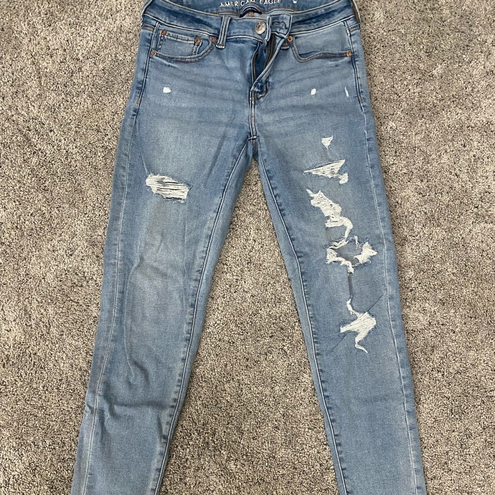 Light blue distressed jeans - worn twice - 8regular